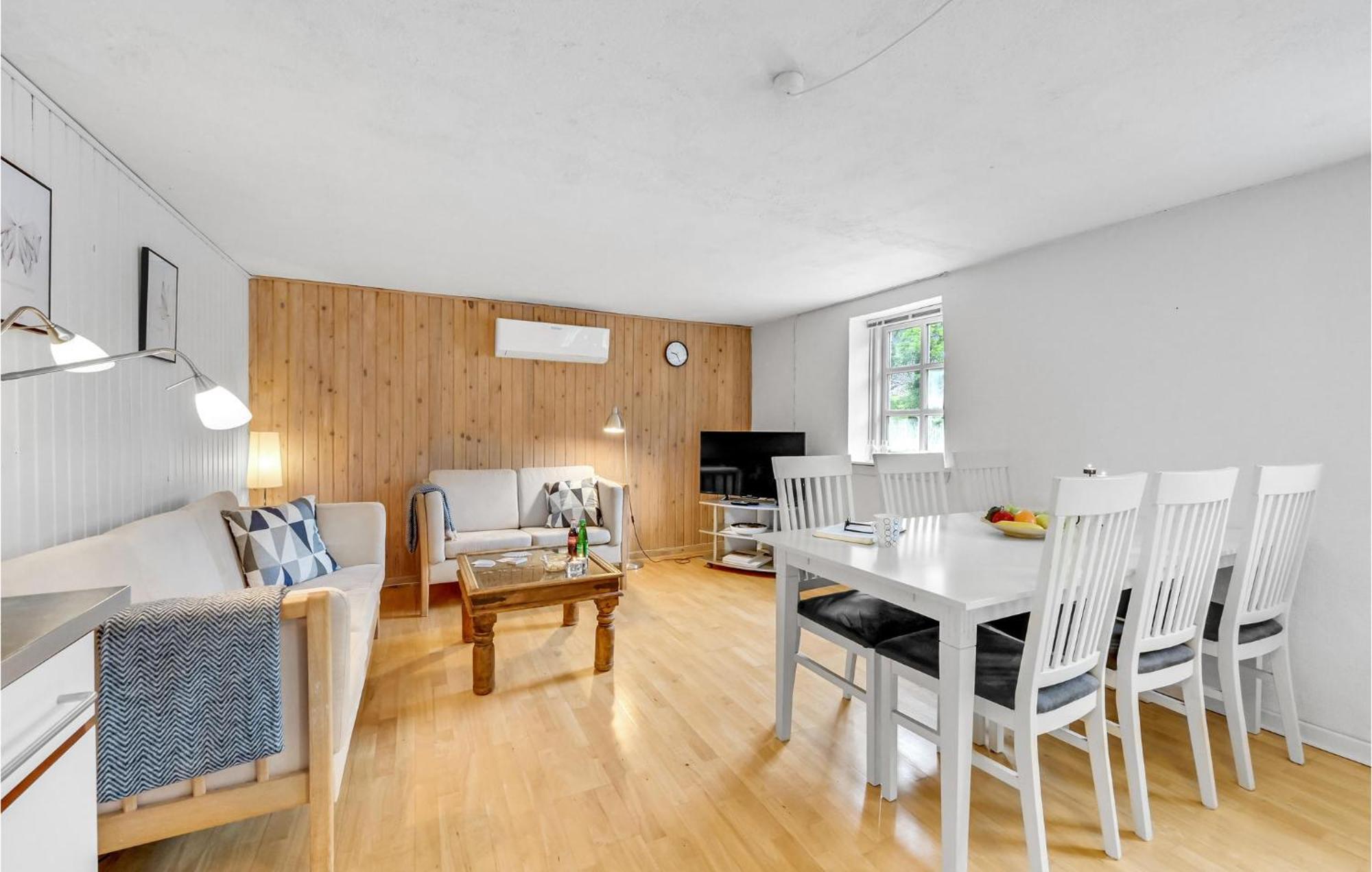 Lovely Apartment In Skjern With Wifi Luaran gambar